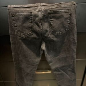 KUT from the Kloth mid-rise Catherine Boyfriend cut jeans(black)